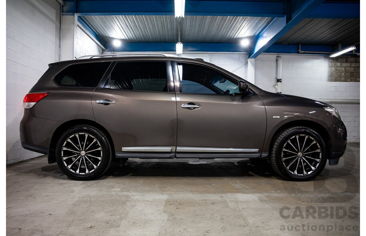 12/2015 Nissan Pathfinder ST-L (4x4) R52 MY15 4d Wagon Gun Metallic V6 3.5L
