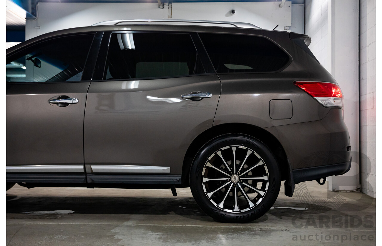 12/2015 Nissan Pathfinder ST-L (4x4) R52 MY15 4d Wagon Gun Metallic V6 3.5L