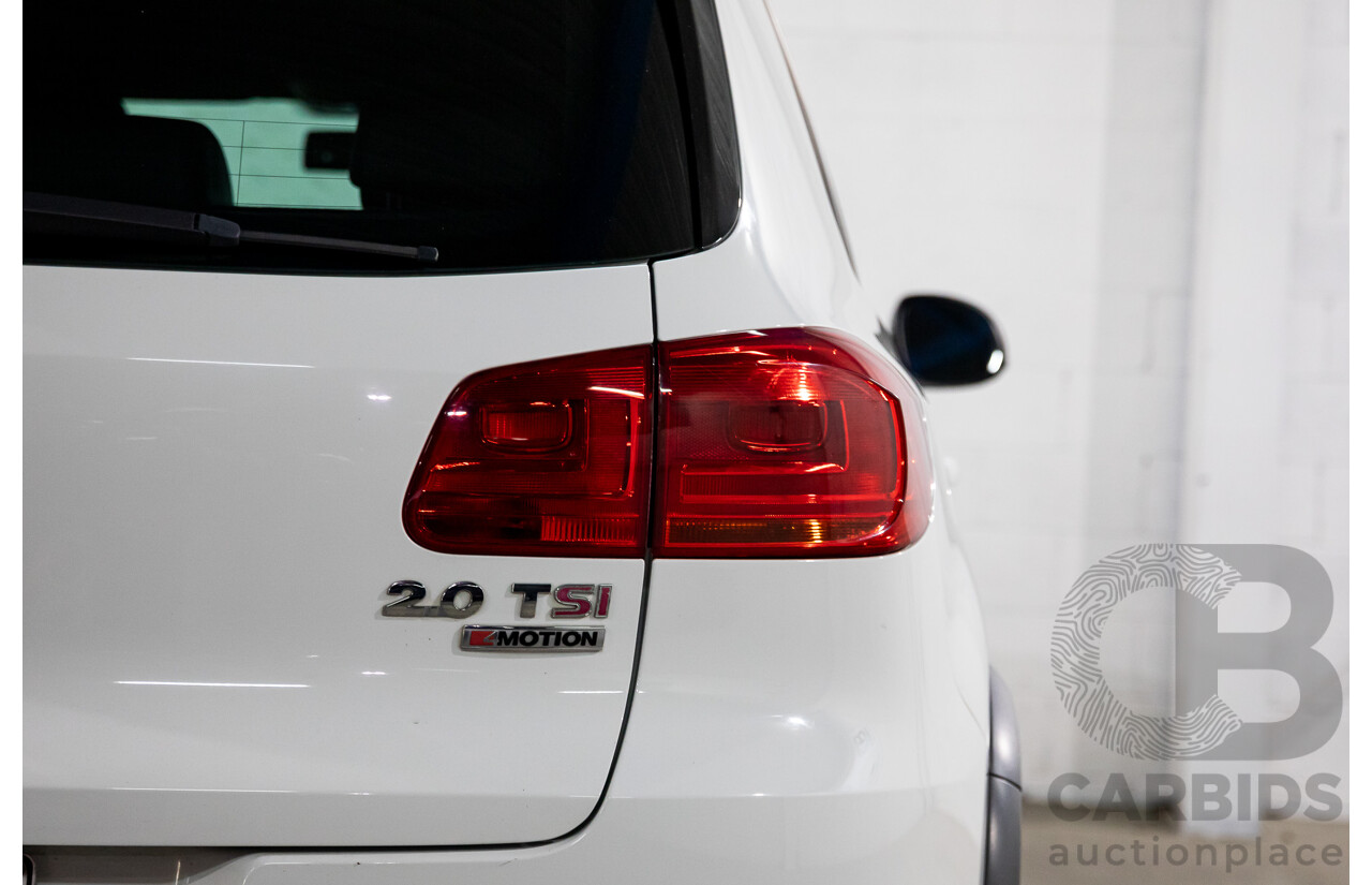 03/2016 Volkswagen Tiguan 155 TSI R-Line (AWD) 5NC MY16 4d Wagon Pure White Turbo 2.0L