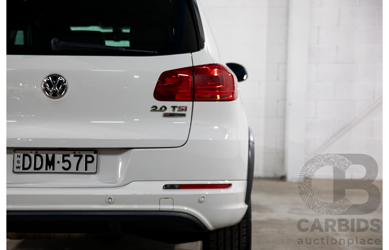 03/2016 Volkswagen Tiguan 155 TSI R-Line (AWD) 5NC MY16 4d Wagon Pure White Turbo 2.0L