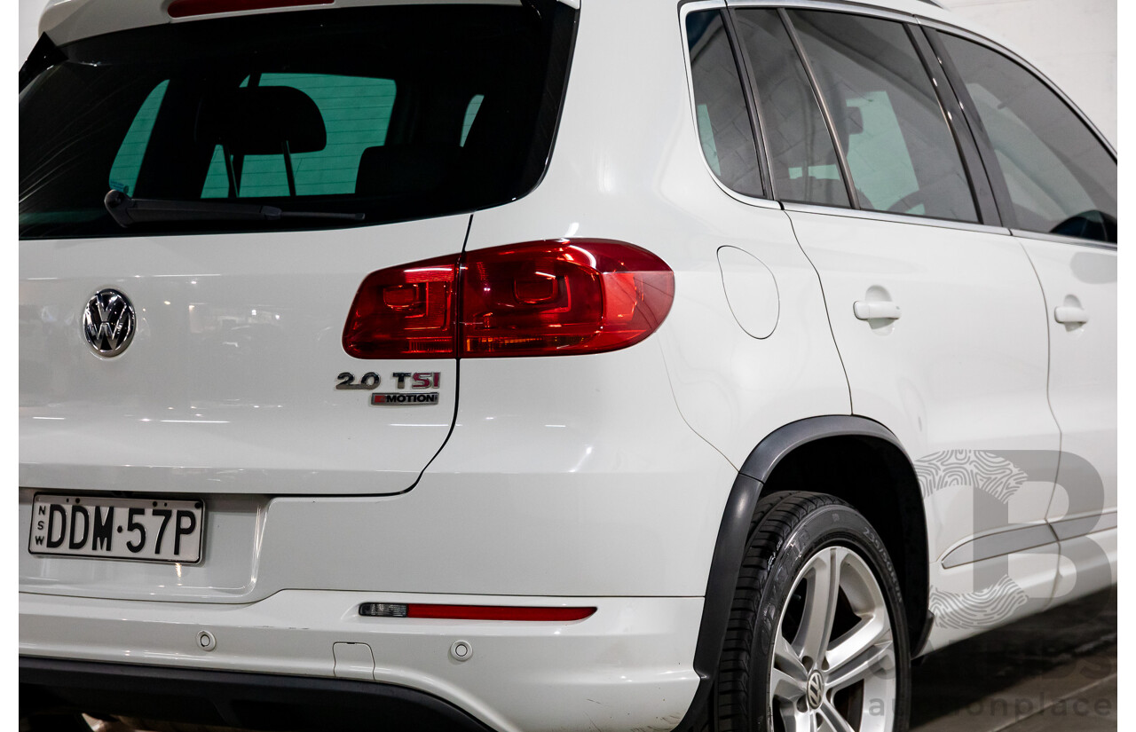 03/2016 Volkswagen Tiguan 155 TSI R-Line (AWD) 5NC MY16 4d Wagon Pure White Turbo 2.0L
