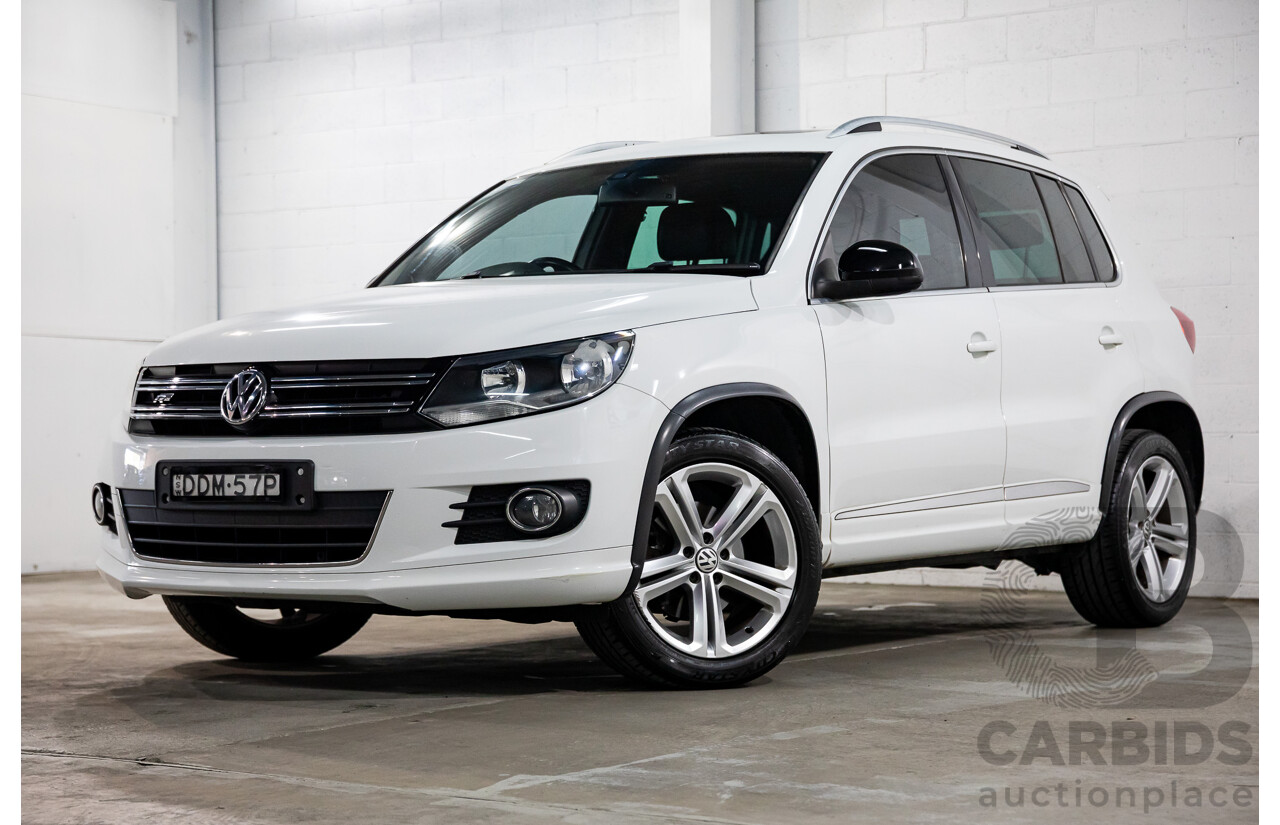 03/2016 Volkswagen Tiguan 155 TSI R-Line (AWD) 5NC MY16 4d Wagon Pure White Turbo 2.0L