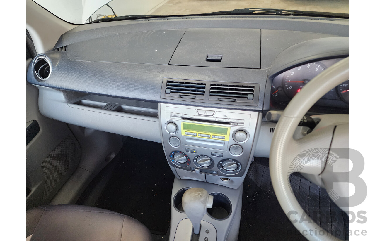 5/2003 Mazda Mazda2 NEO DY 5d Hatchback Silver 1.5L