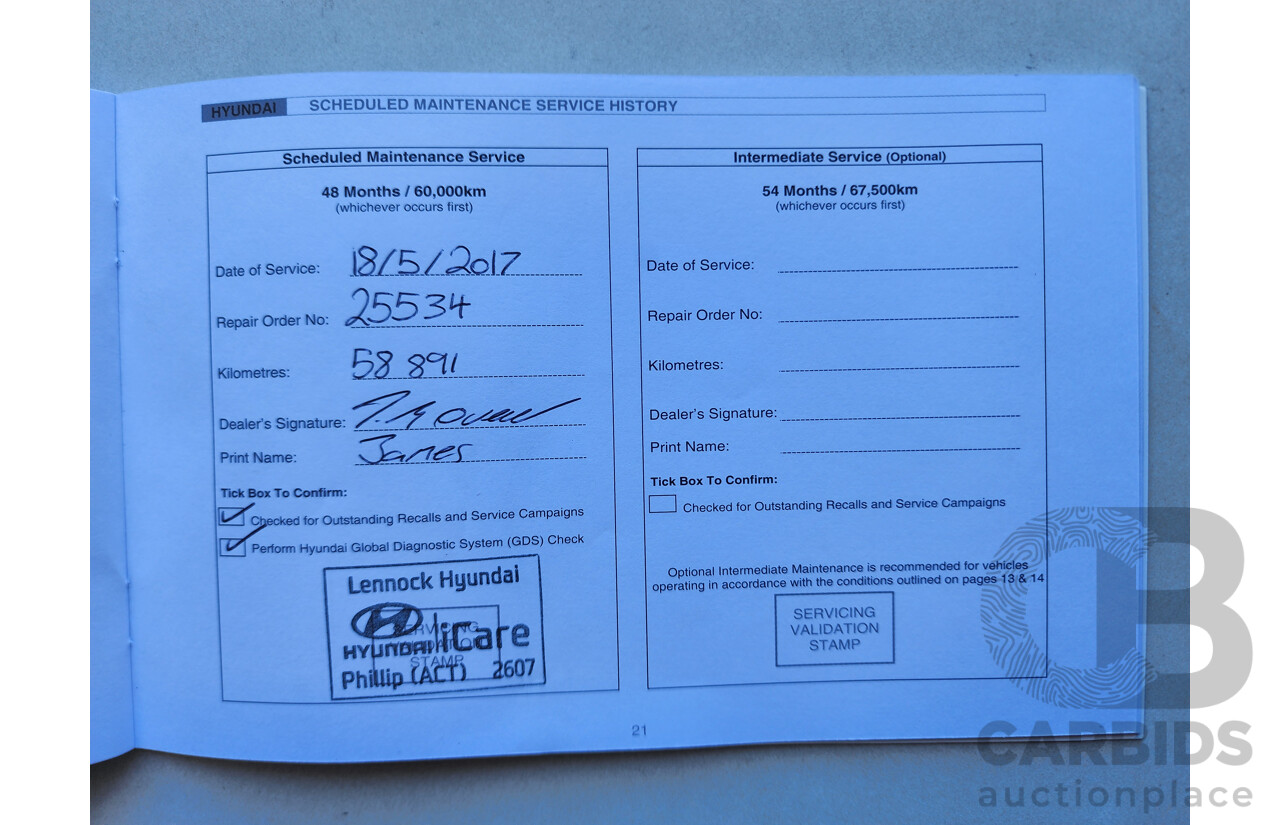 10/2014 Hyundai i30 Premium GD MY14 5d Hatchback Black 1.8L