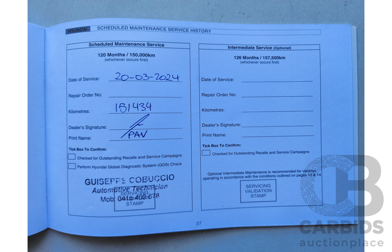 10/2014 Hyundai i30 Premium GD MY14 5d Hatchback Black 1.8L