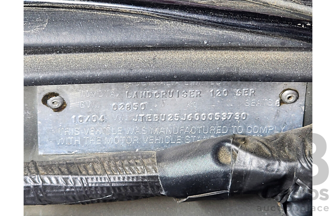 10/2004 Toyota Landcruiser Prado Grande (4x4) GRJ120R 4d Wagon Silver 4.0L