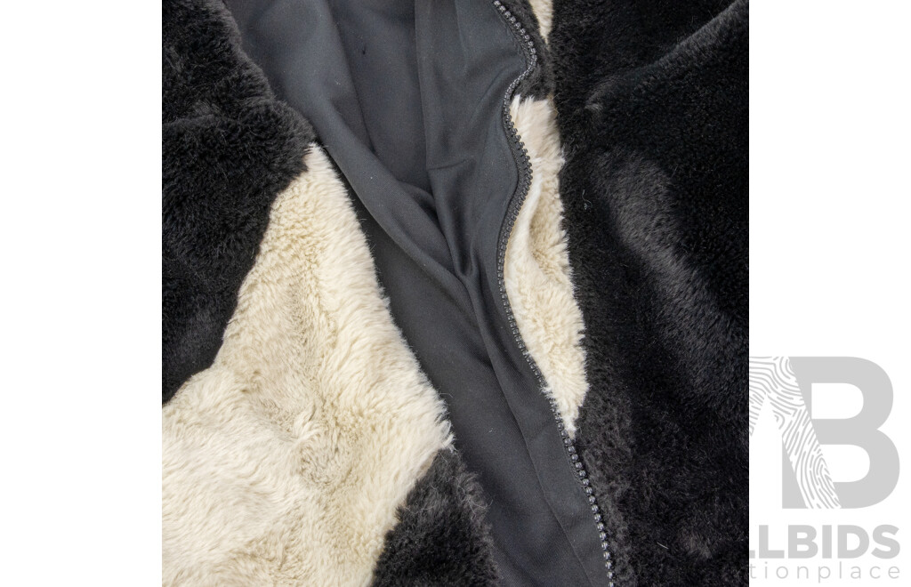 Vintage Faux Fur Zipper Jacket by Nike