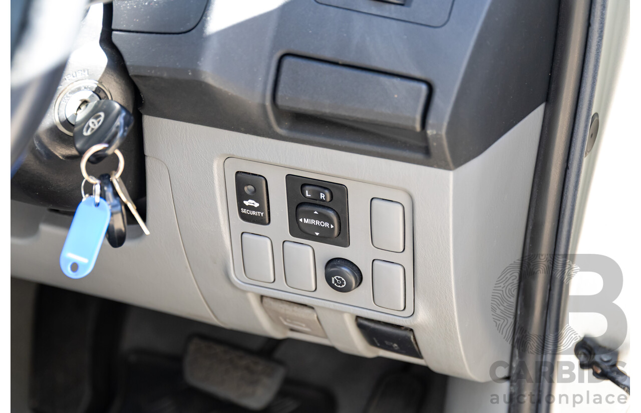 9/2008 Toyota Hilux SR5 (4x4) GGN25R 07 Upgrade Dual Cab P/Up Champagne Mica Metallic V6 4.0L