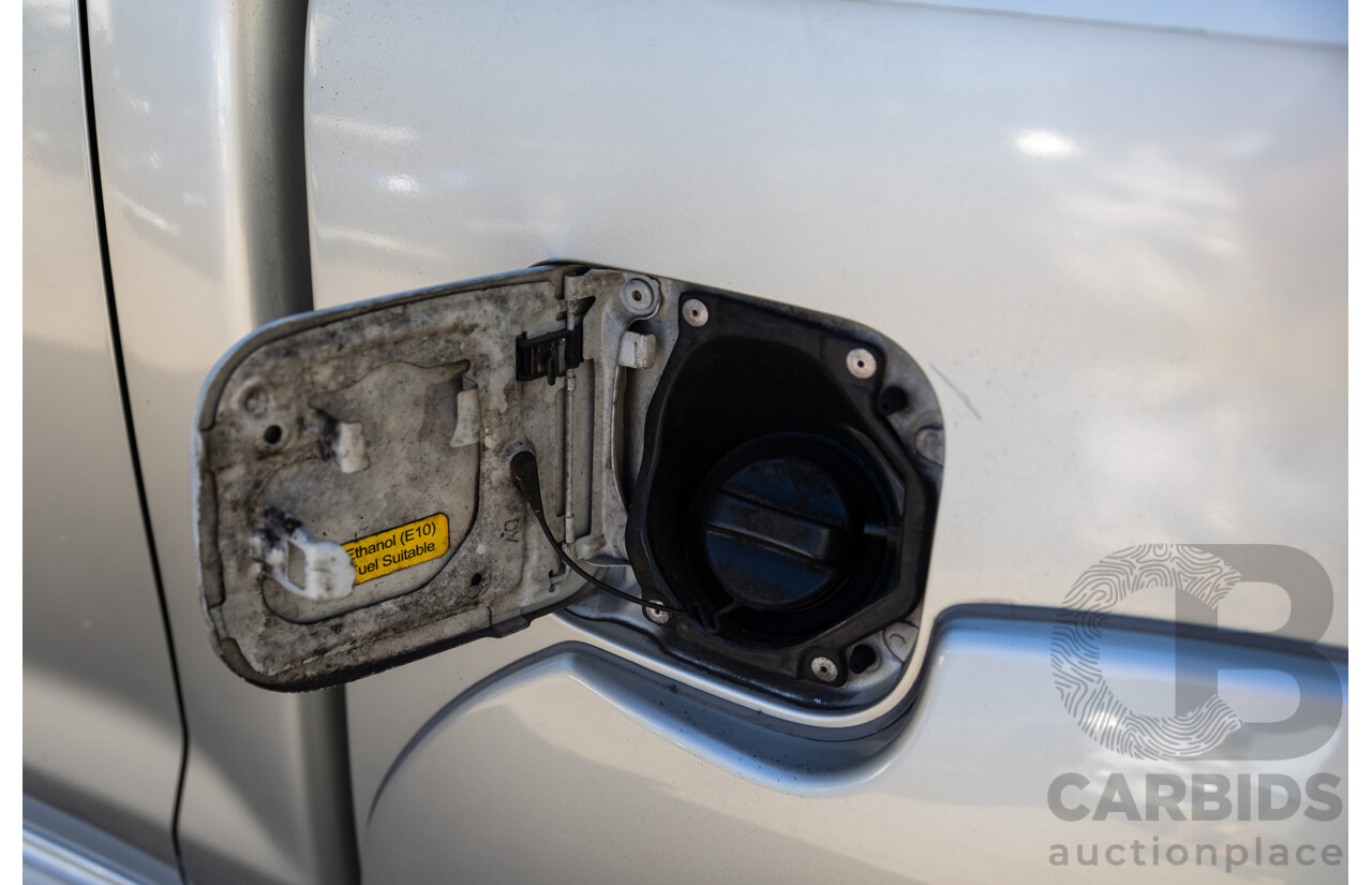 9/2008 Toyota Hilux SR5 (4x4) GGN25R 07 Upgrade Dual Cab P/Up Champagne Mica Metallic V6 4.0L