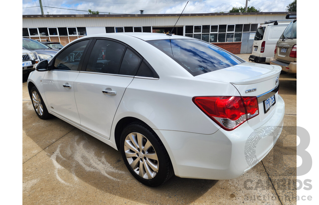 5/2014 Holden Cruze Z-Series JH MY14 4d Sedan White 1.8L