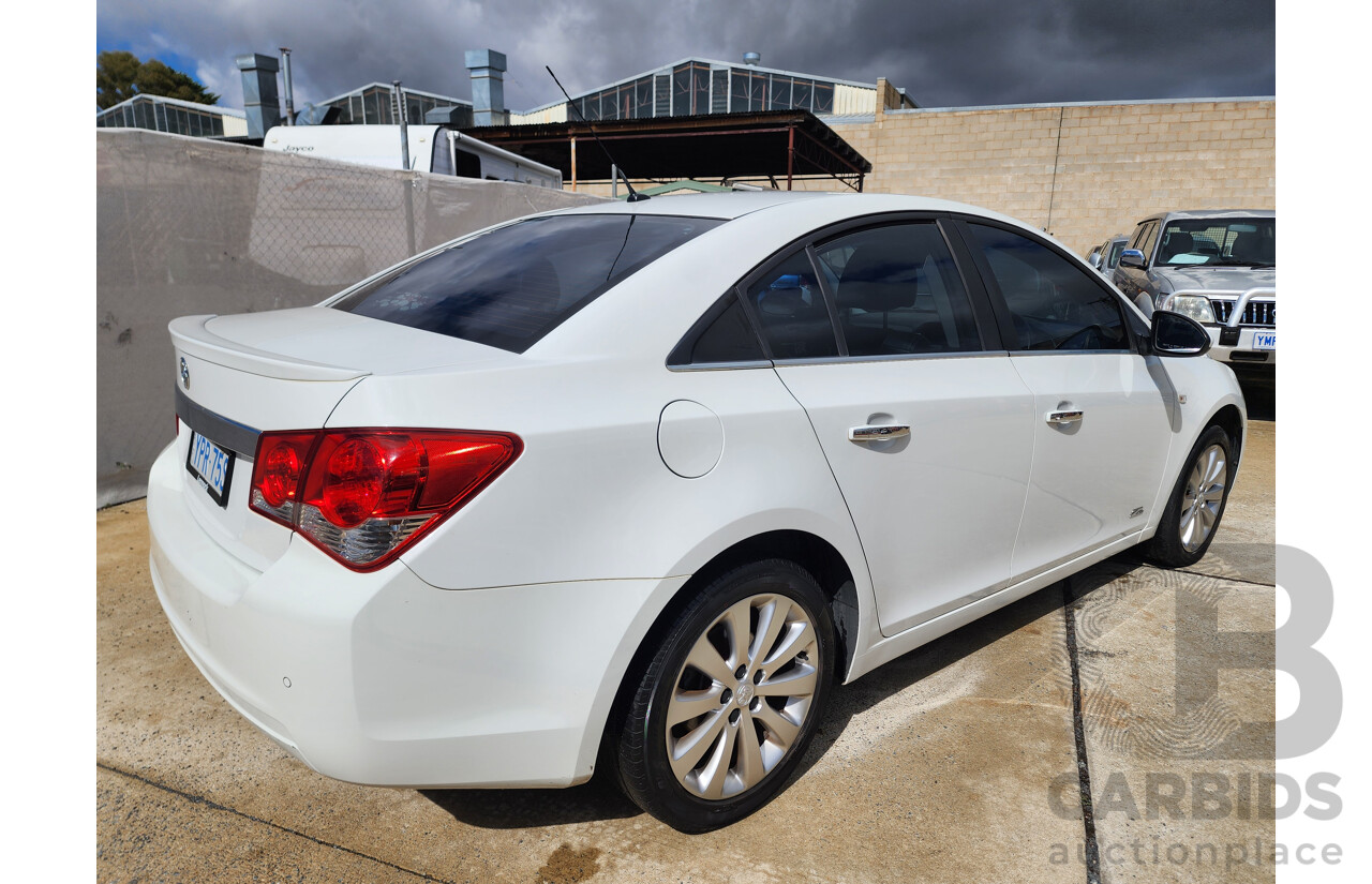 5/2014 Holden Cruze Z-Series JH MY14 4d Sedan White 1.8L