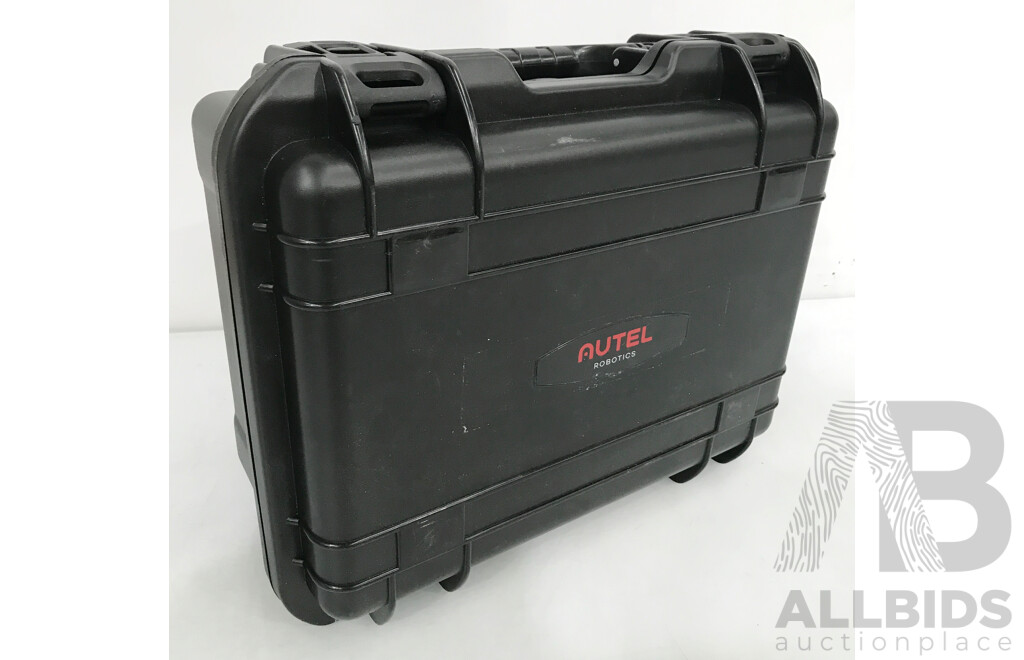 Autel Robotics EVO II Pro V2 Intelligent Live Deck Drone Set with Hard Case