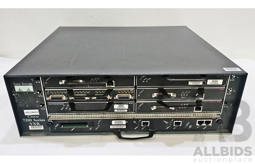 Cisco (CISCO7200VXR) 7200 Series VXR Router