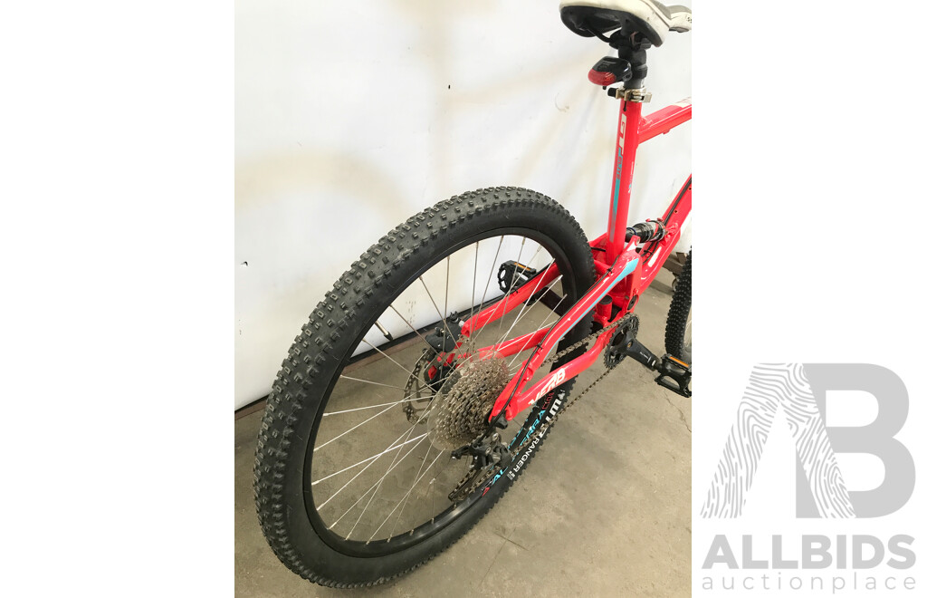 GT Verb Elite 7 Speed Mountain Bike
