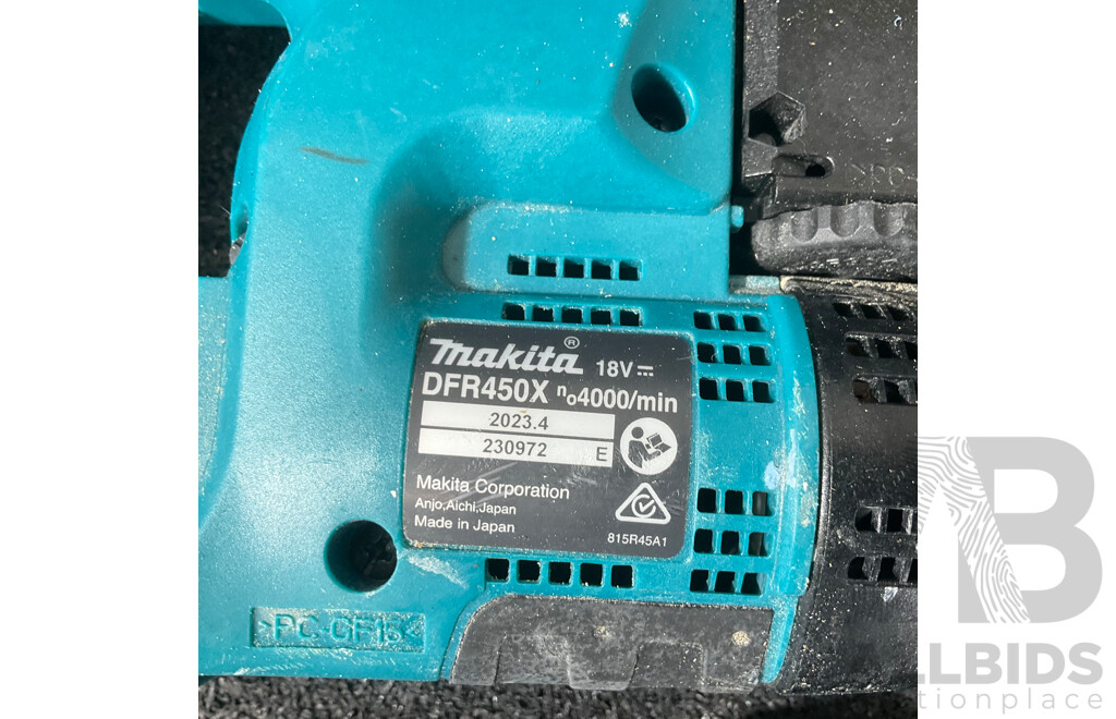 MAKITA 18V Autofeed Screwdriver (DFR450X) with 3.0Ah Battery - Lot of 2