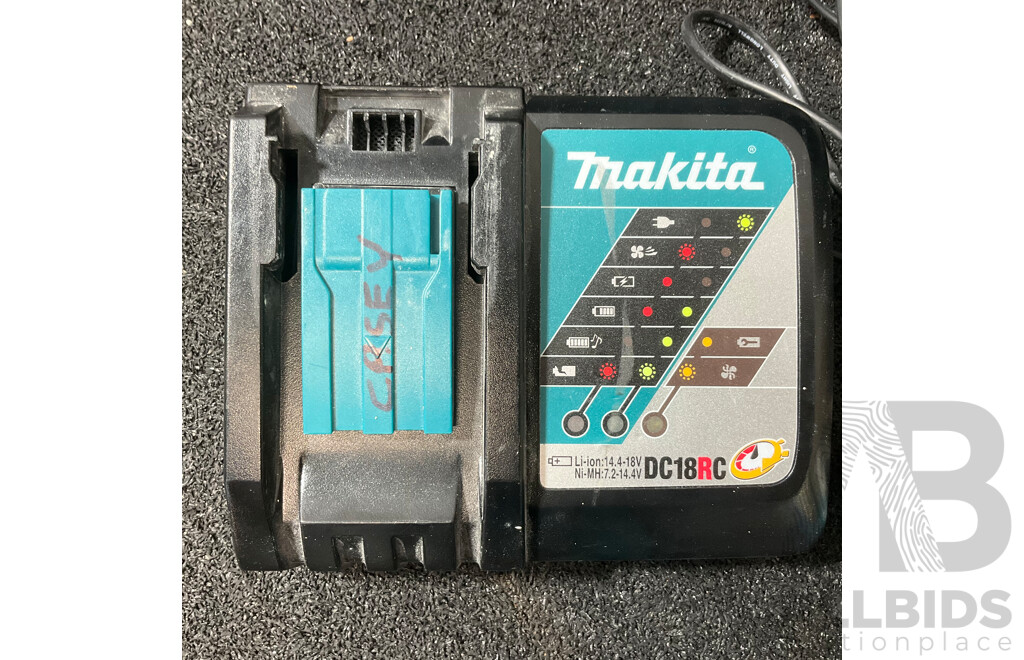MAKITA 18V Brushless Combo Kit- Hammer Drill (DHP484), Impact Driver (DTD153) and Battery Charger (DC18RC) - Lot of 3