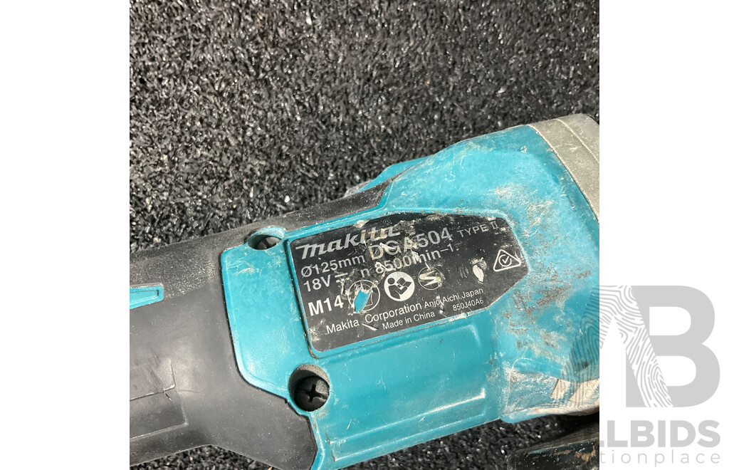 MAKITA 18V Brushless Angle Grinder(DGA504), Metal Cutter (DCS552) and Spare Cutting Wheels - Lot of 3