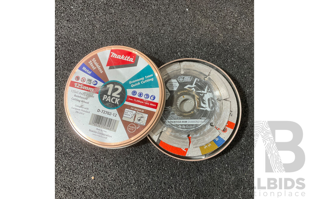 MAKITA 18V Brushless Angle Grinder(DGA504), Metal Cutter (DCS552) and Spare Cutting Wheels - Lot of 3