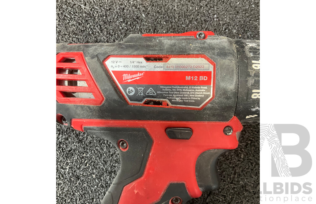 MILWAUKEE 12V Drill Driver (M12BD), FULLBOARD and Craftright  Bit Sets and STANLEY Tools - Lot of 10