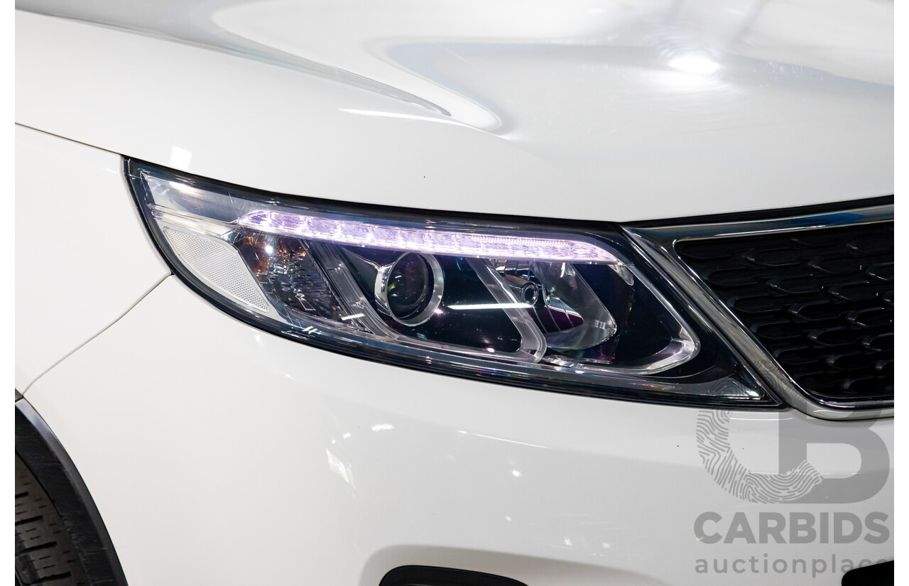 11/2014 Kia Sorento Si (4x2) XM MY14 4d Wagon Clear White V6 3.5L - 7 Seater