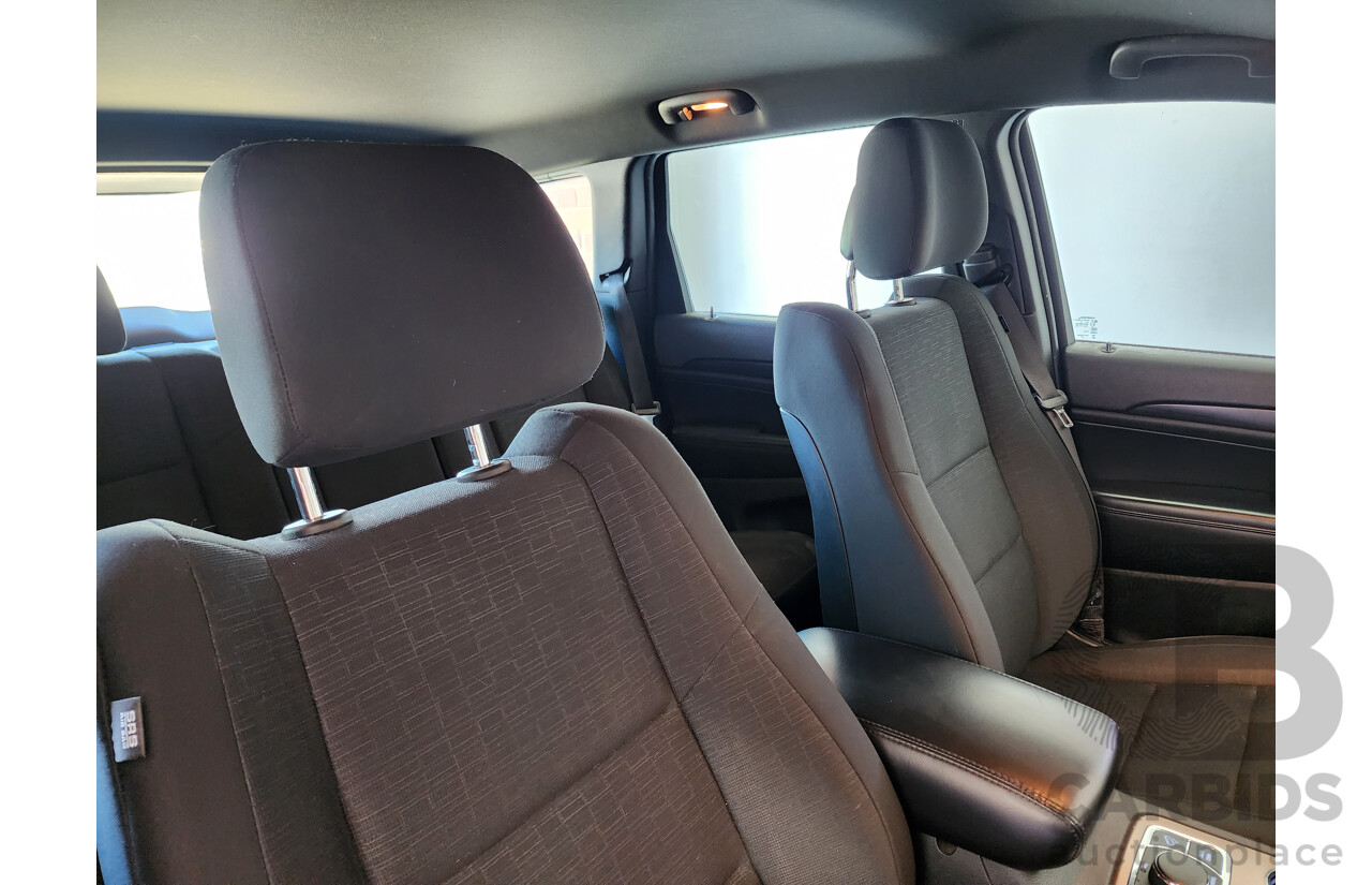 5/2014 Jeep Grand Cherokee Laredo (4x4) WK MY14 4d Wagon Silver 3.0L