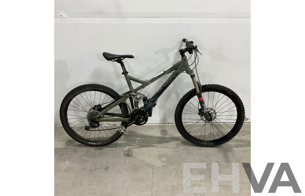 Giant ALUXX 6000 Series Bitted - Lot 1651227 | EHVA