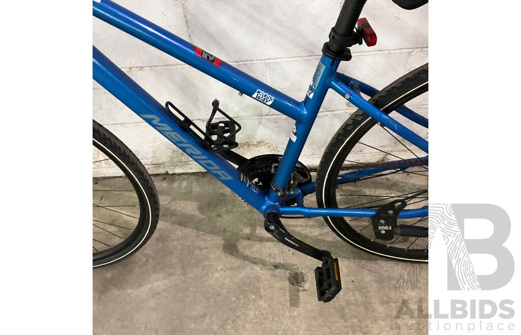 Merida Crossway 20 Blue Bike - Size XS