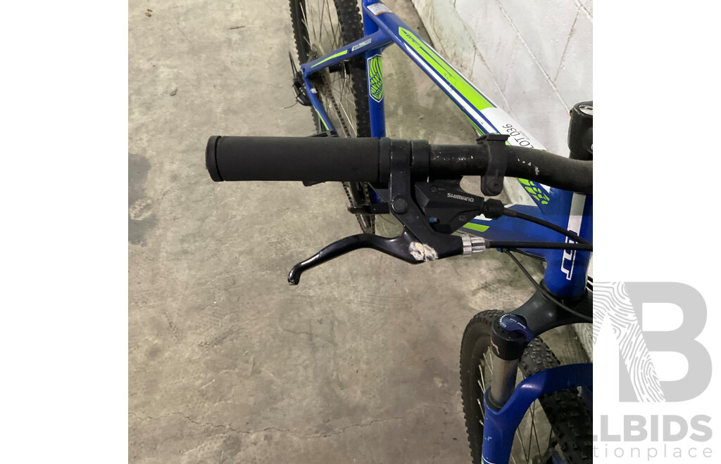 GT Aggressor Size L Bike