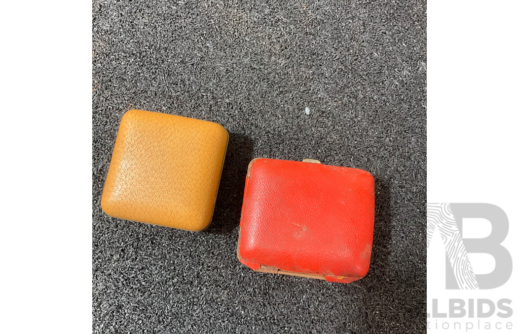 Collection of Vintage Cloks, Includint H.A.C., KIENZILE, MIKASA, FIVE RAMS and More  - Lot of 7