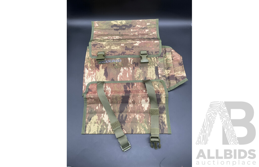 STAR WARS Action Figure (Hasbro SA) and Assorted SKIGUARD Camouflage Snake Gaiters - Lot of 4