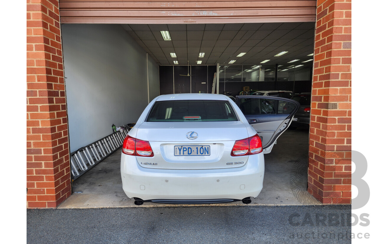 9/2006 Lexus Gs300 Sport Luxury GRS190R 4d Sedan White 3.0L