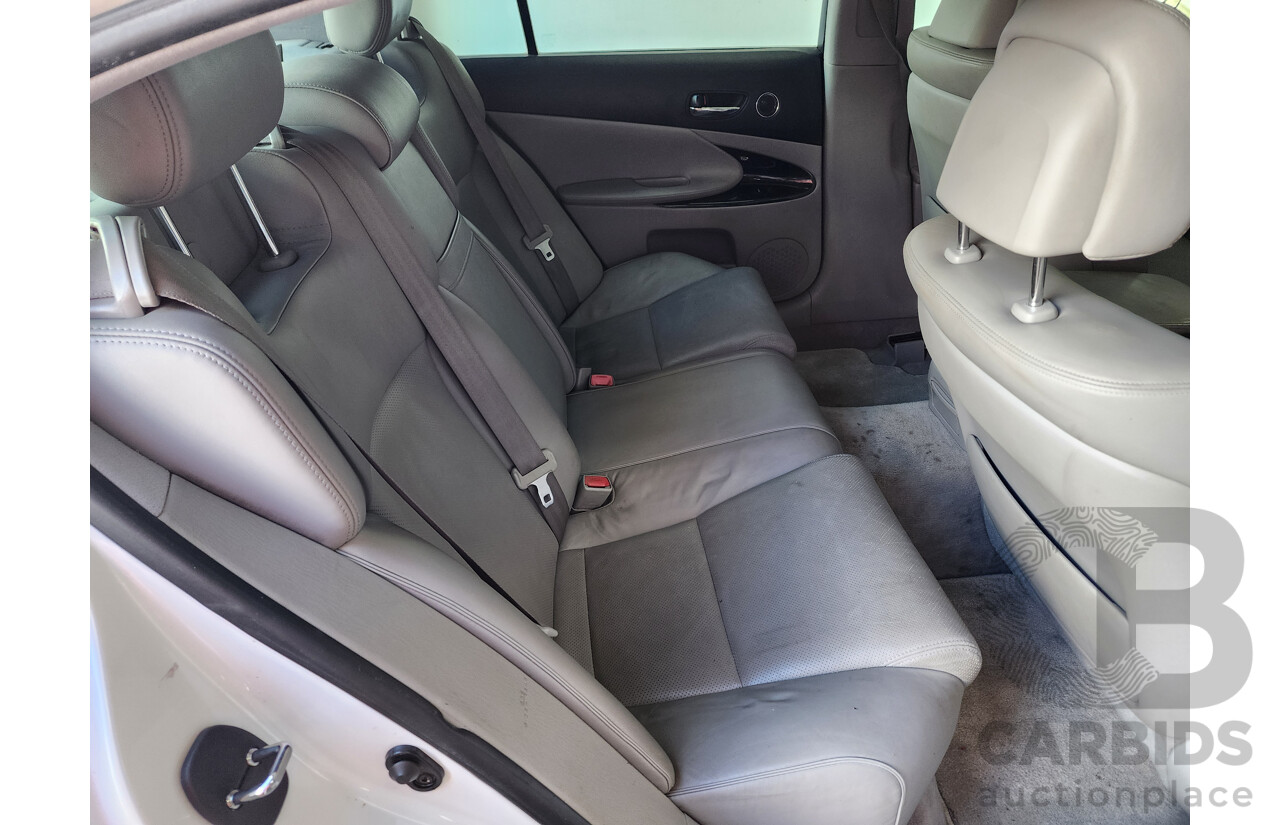 9/2006 Lexus Gs300 Sport Luxury GRS190R 4d Sedan White 3.0L