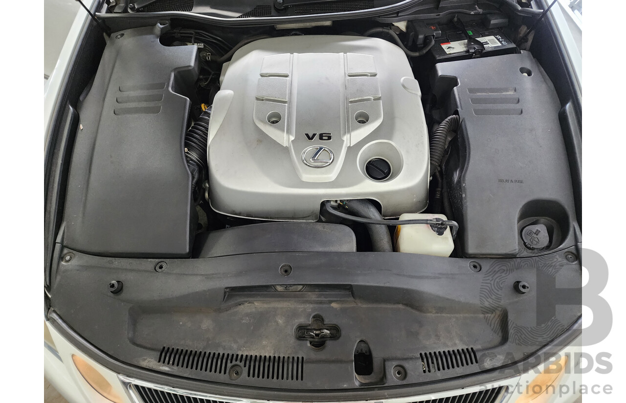 9/2006 Lexus Gs300 Sport Luxury GRS190R 4d Sedan White 3.0L