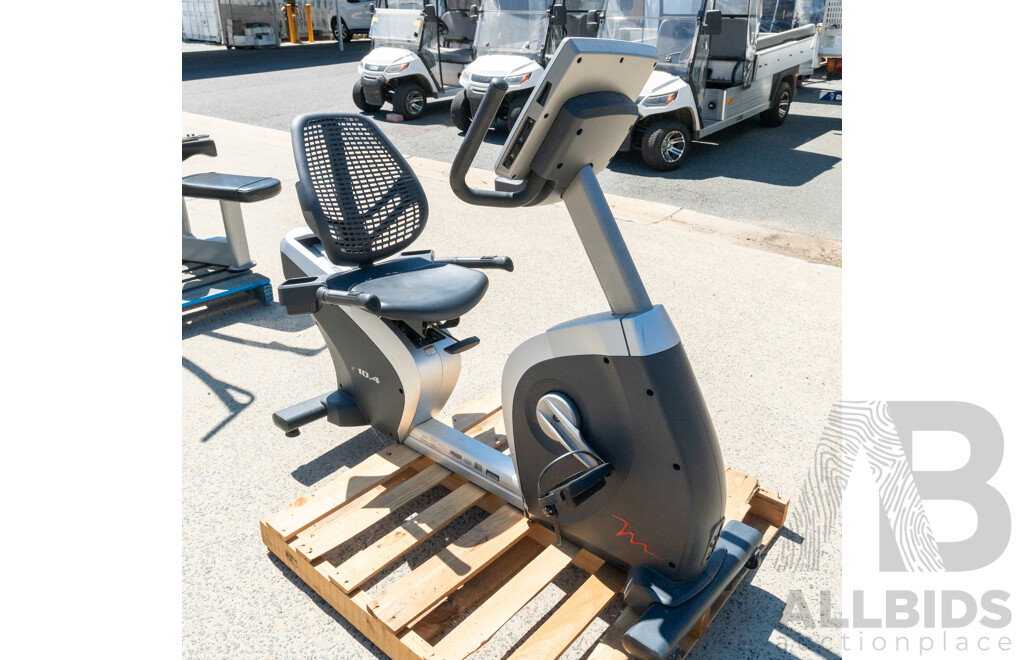 12/2014 Freemotion Commercial Recumbent Bike