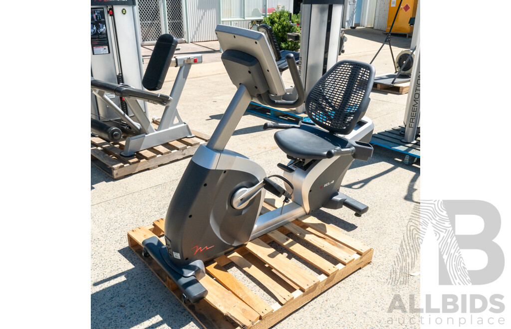 12/2014 Freemotion Commercial Recumbent Bike