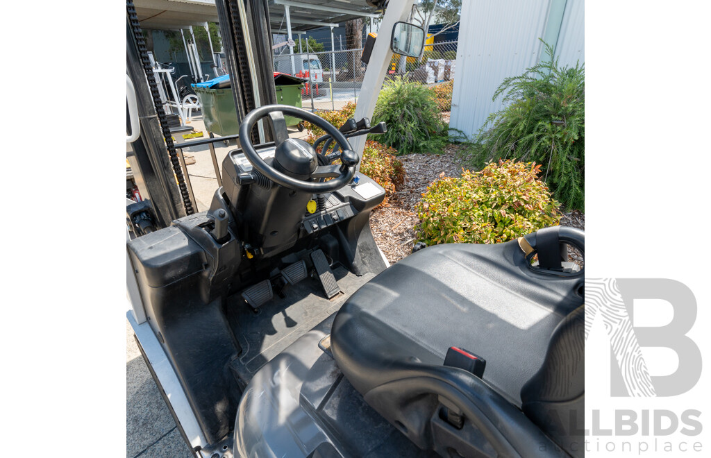 06/2019 Nissan Unicarriers P1F2A25DU 2.5 Tonne Forklift - LPG & Petrol