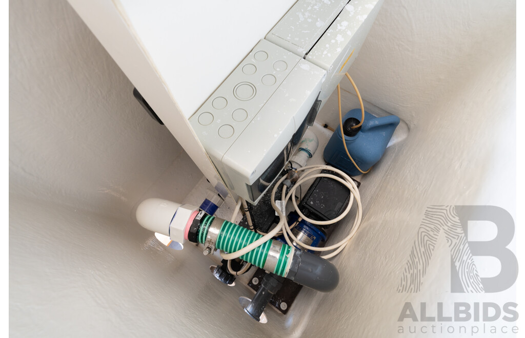 I-SOPOD Floatation Tank & Plant Room