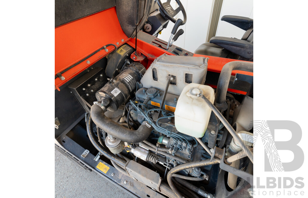 Powerboss Armadillo 9XR Kubota Diesel Floor Sweeper