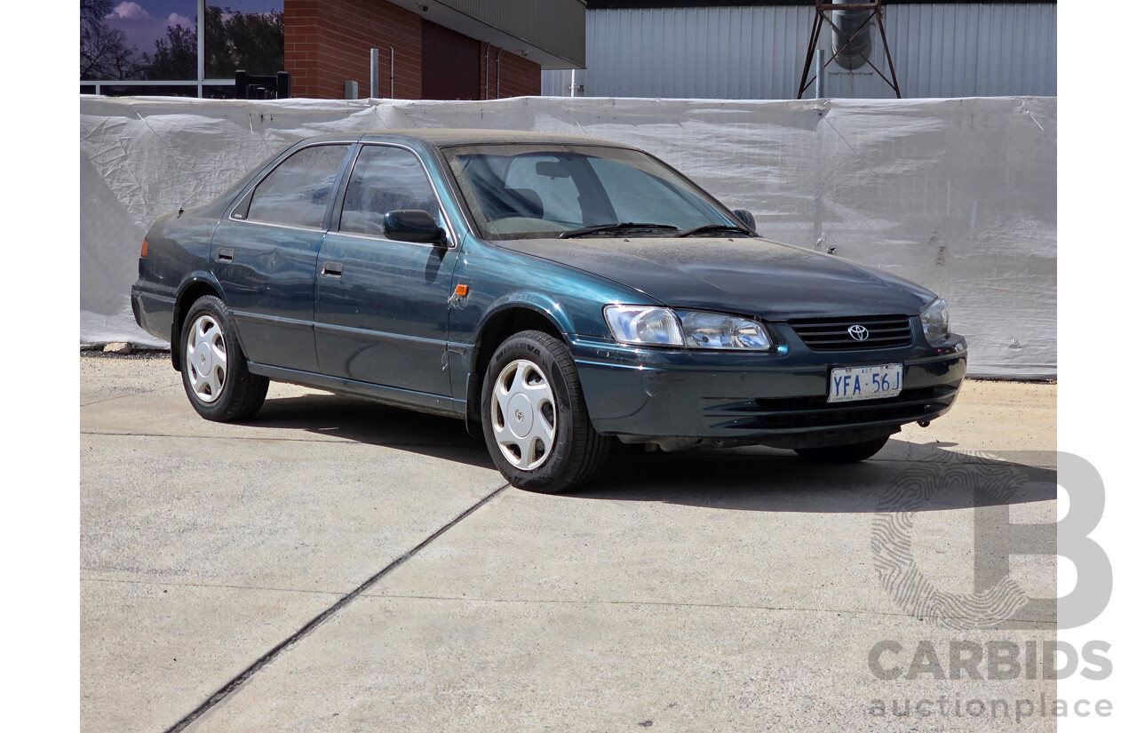 4/1998 Toyota Camry Conquest MCV20R 4d Sedan Green 3.0L
