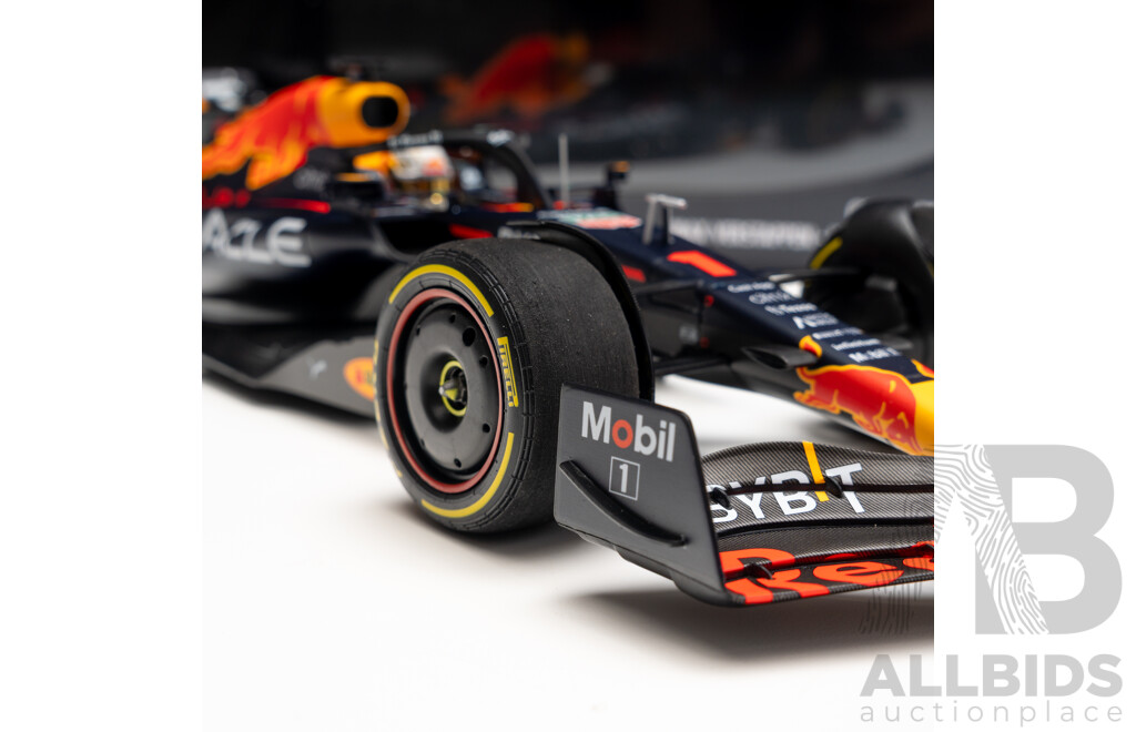 Minichamps 2022 Oracle Red Bull Racing RB18 F1 Winner Saudi Arabian Grand Prix Max Verstappen #1 - 1:18 Scale Model Car - Brand New