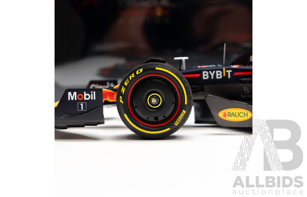 Minichamps 2022 Oracle Red Bull Racing RB18 F1 Winner Saudi Arabian Grand Prix Max Verstappen #1 - 1:18 Scale Model Car - Brand New