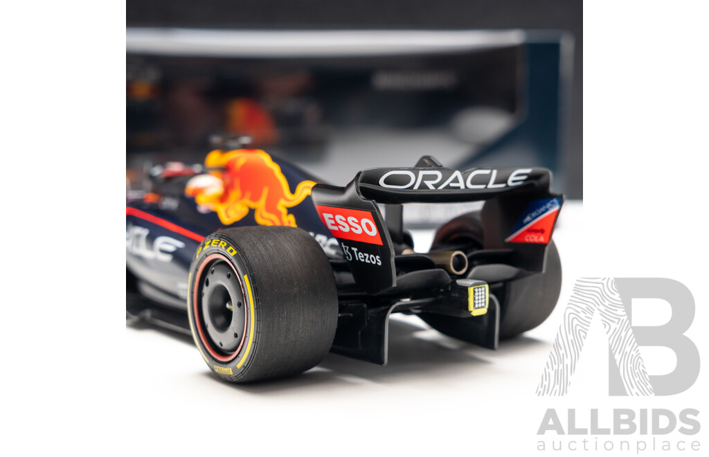 Minichamps 2022 Oracle Red Bull Racing RB18 F1 Winner Saudi Arabian Grand Prix Max Verstappen #1 - 1:18 Scale Model Car - Brand New