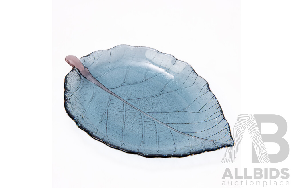 Mats Jonasson Leaf Glass Bowl
