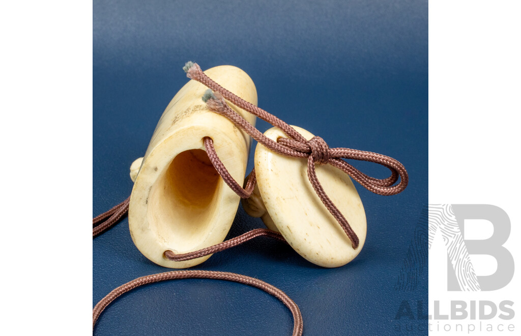 Vintage Japanese Carved and Died Bone Inro