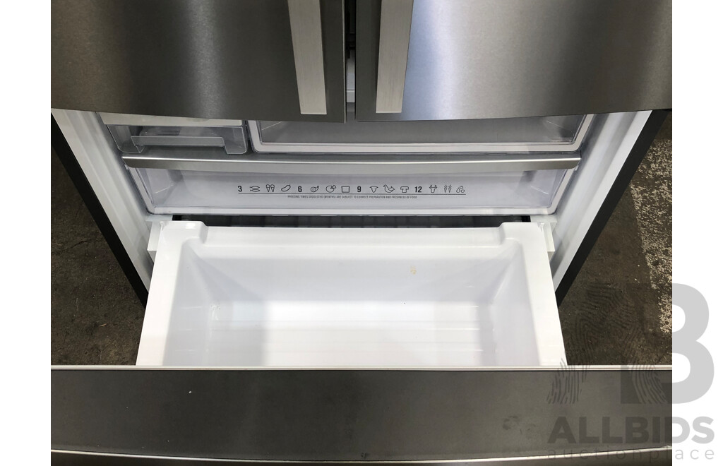 Westinghouse 520 Litre French Door Bottom Mount Stainless Steel Fridge/Freezer