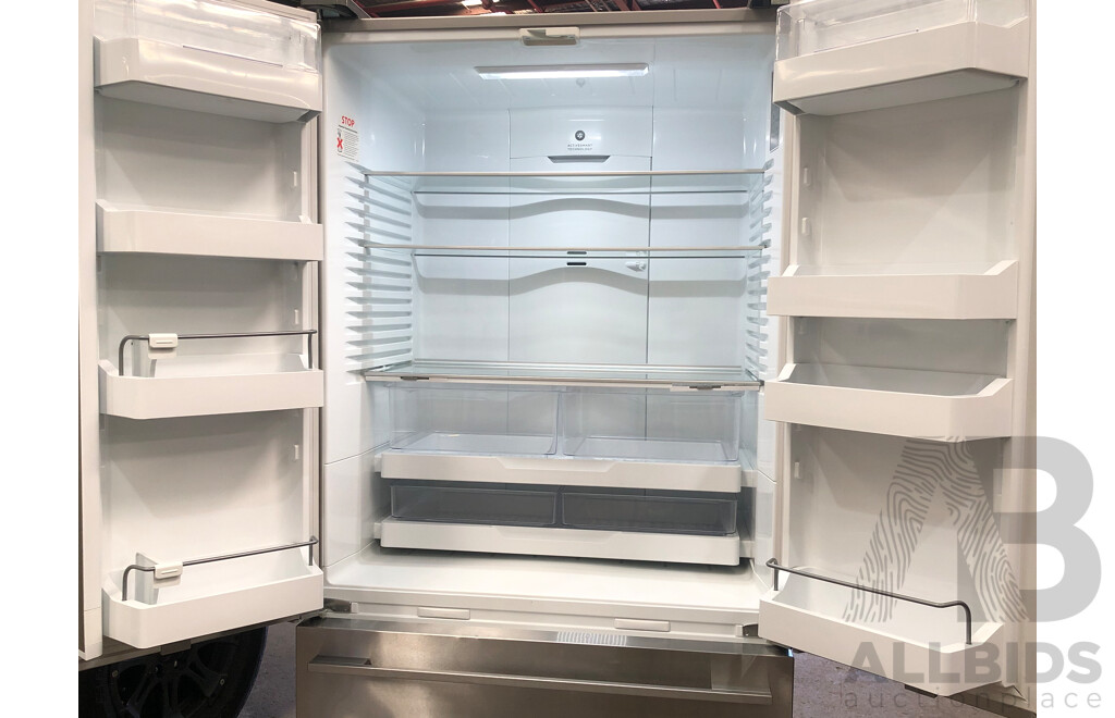 Fisher and Paykel 614 Litre French Door Fridge/Freezer