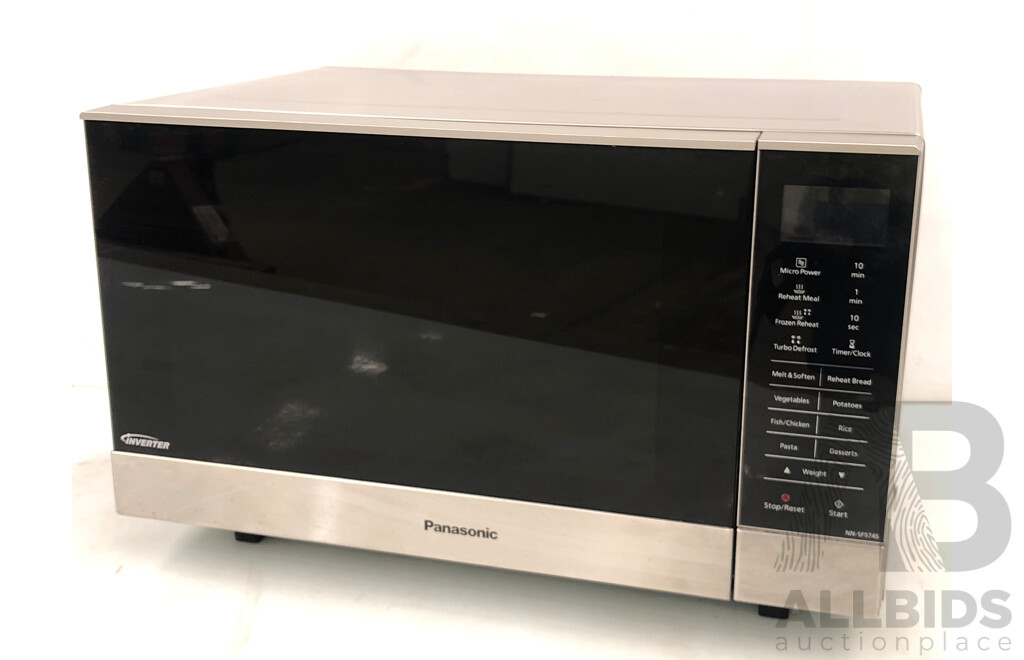 Panasonic NN-SF574S 1000W Inverter Microwave Oven