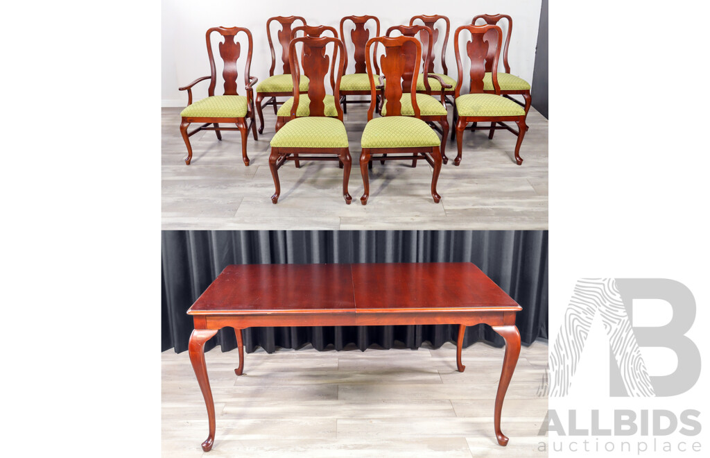 Drexel Heritage Georgian Style 11 Piece Dining Suite Inc Extension Table, Eight Chairs and Two Carvers