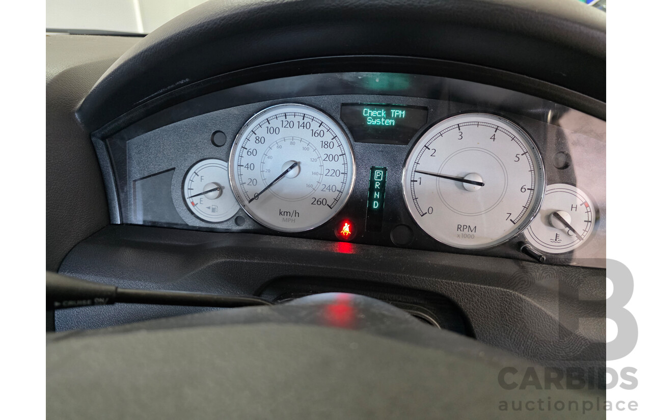 8/2006 Chrysler 300c 3.5 V6 LE MY06 4d Sedan White 3.5L