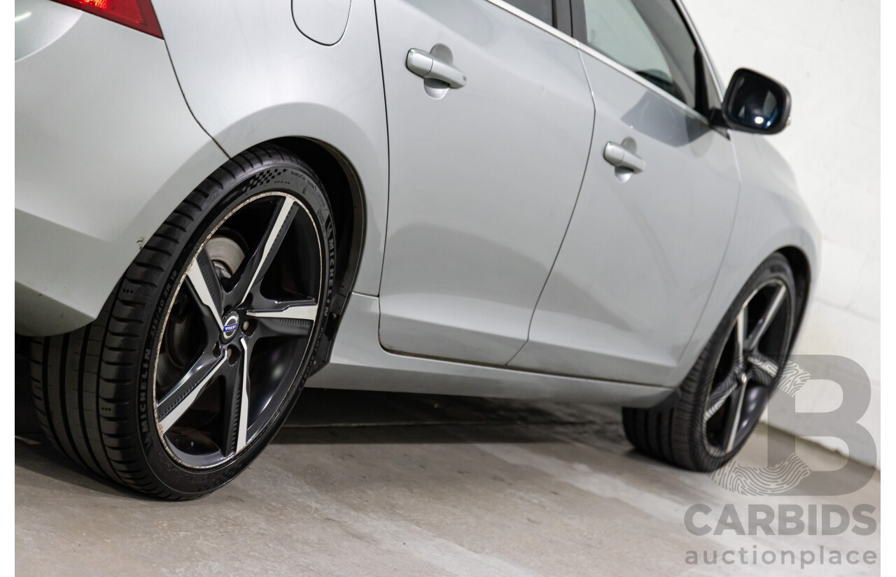 9/2015 Volvo S60 T5 R-Design F MY16 4d Sedan Electric Silver Metallic Turbo 2.0L